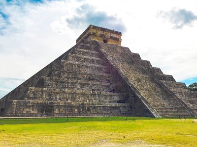 Architecture tourism chichen itza photo