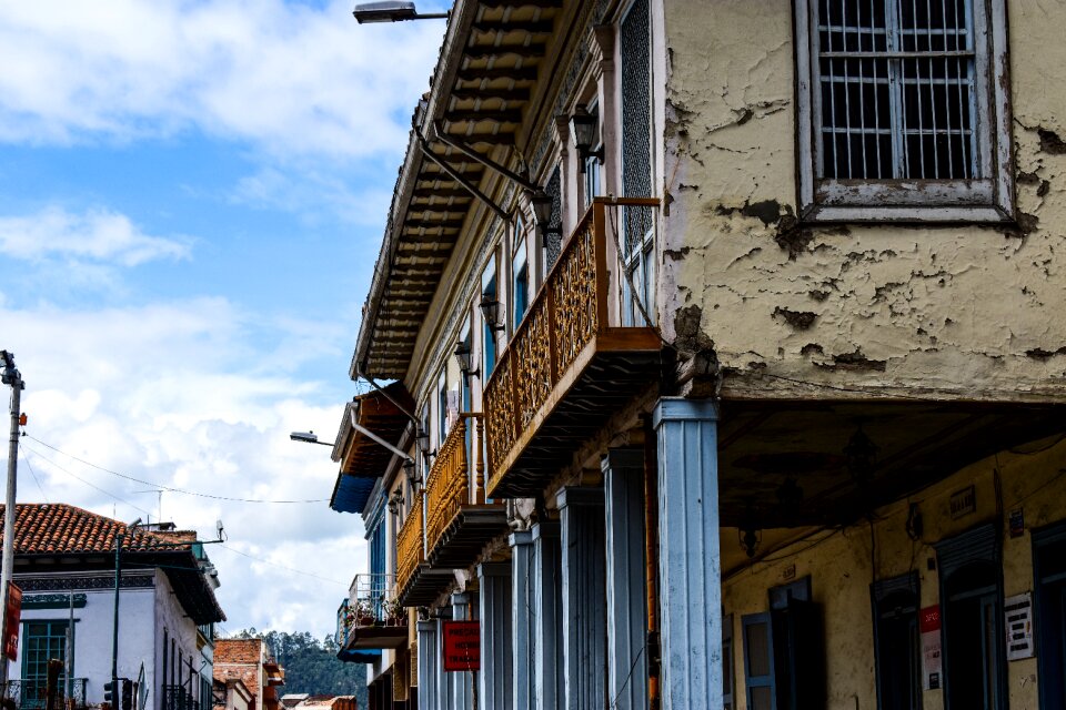 Street house city