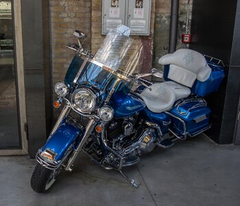 Classic transport system vehicle