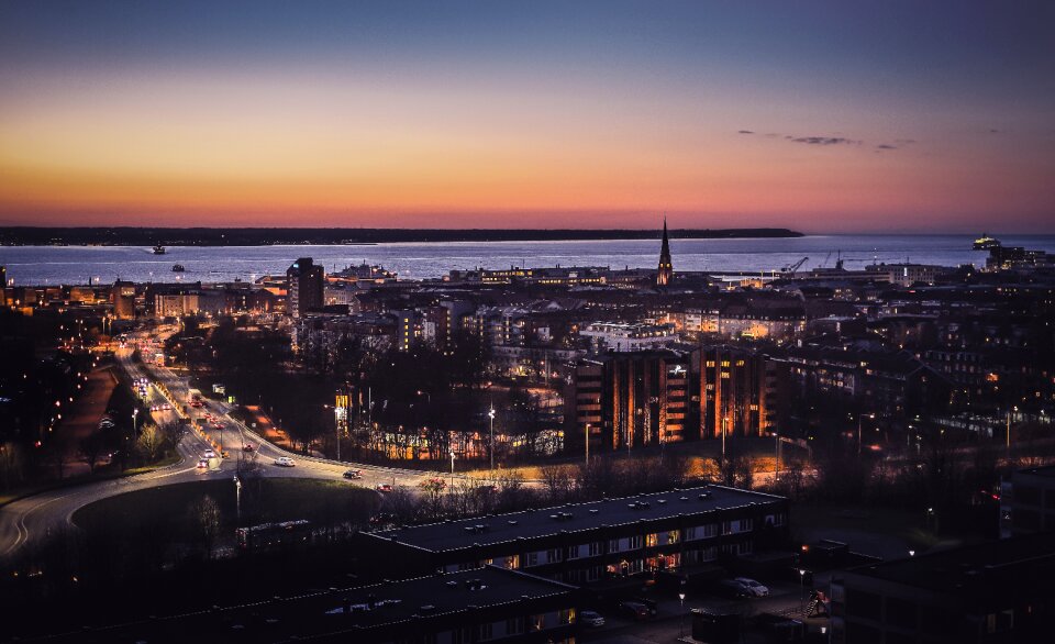 Panoramic cityscape horizon