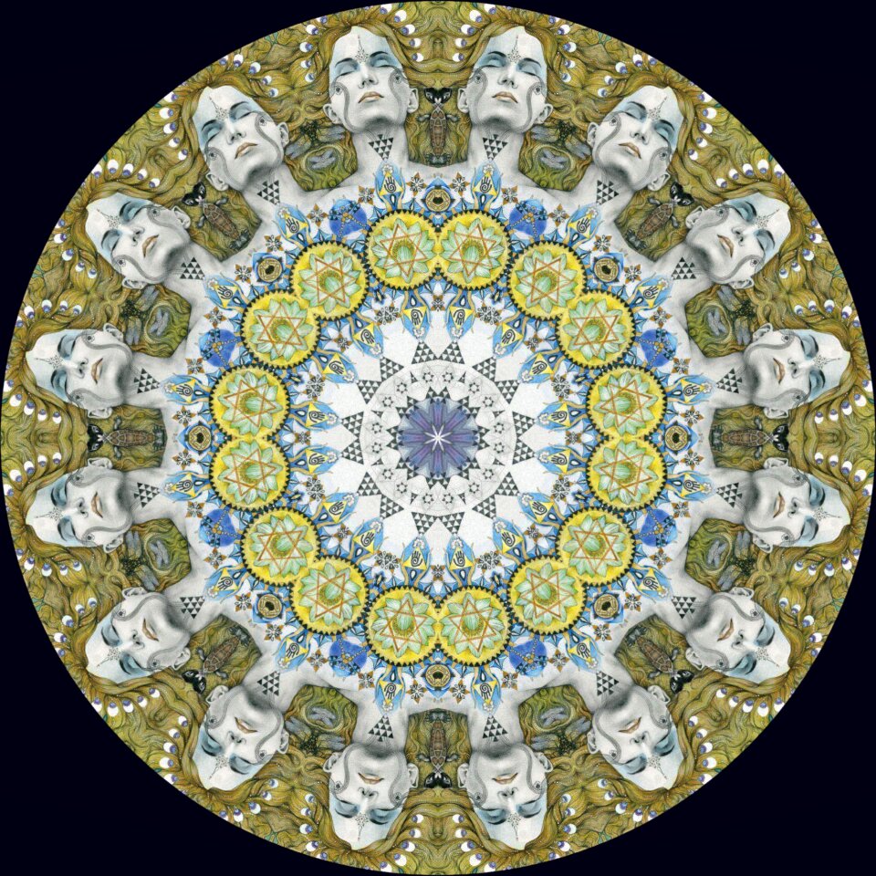 Round symmetry pattern
