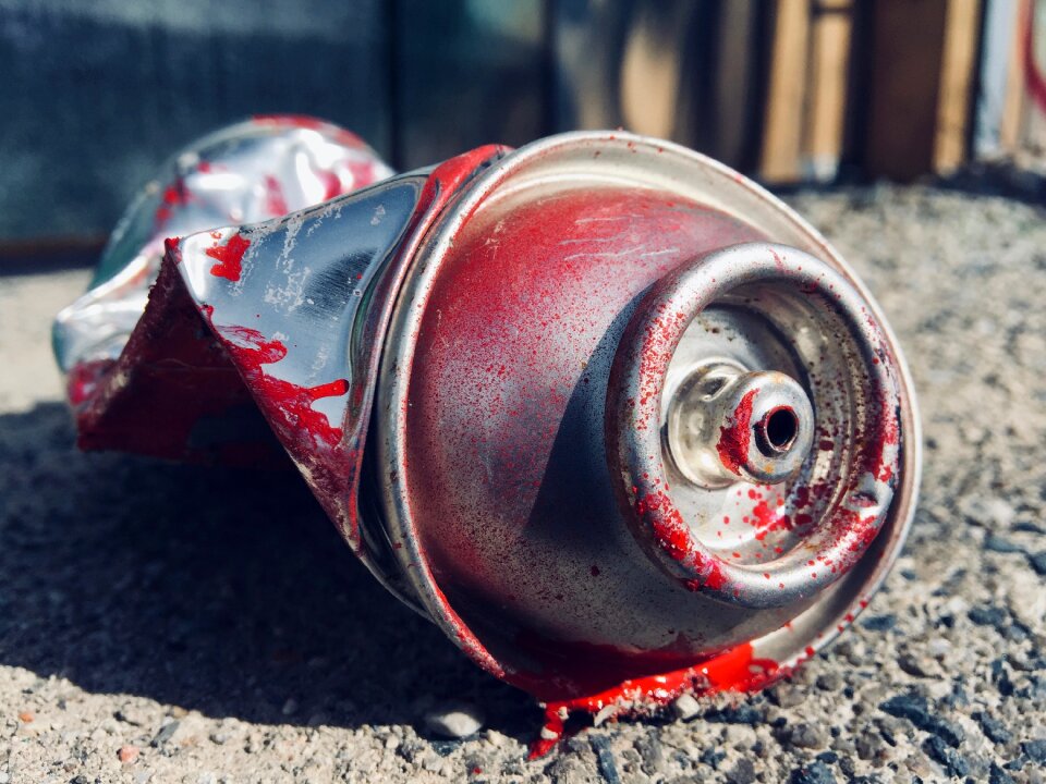 Spray can spray street art
