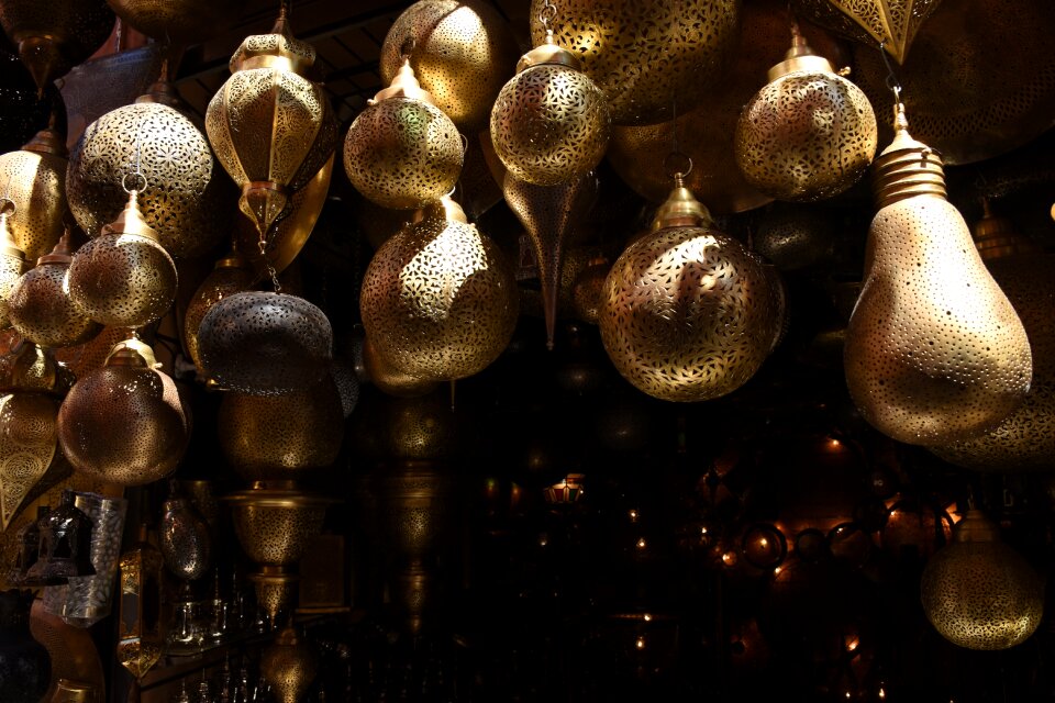 Lamps market craft