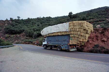 Horizontal outdoors load photo