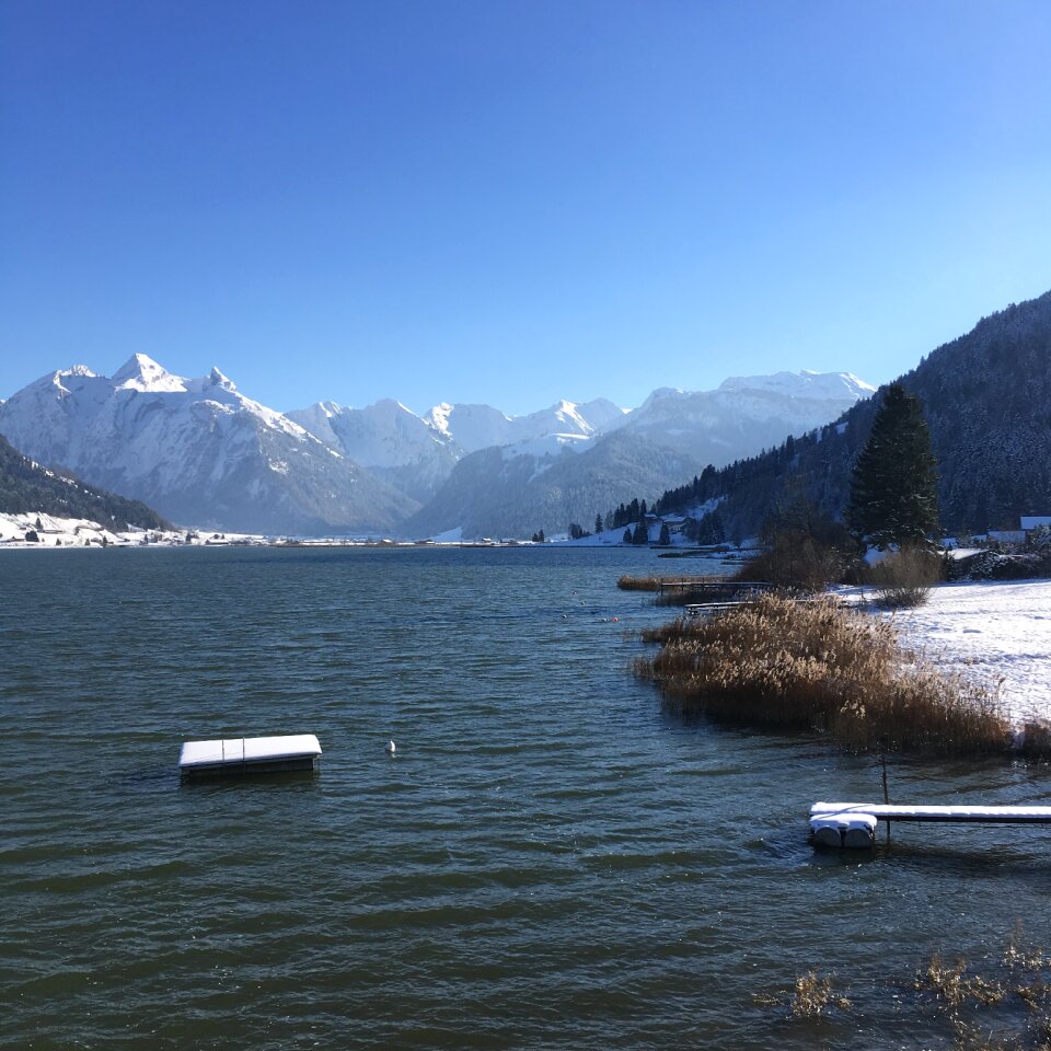 Lake snow bergsee