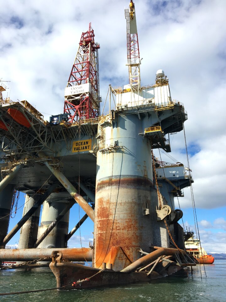 Drilling rig ocean valiant drilling rig rig