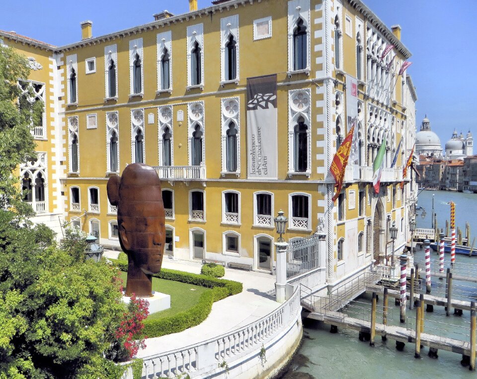 Ca 'd'oro architecture sculpture