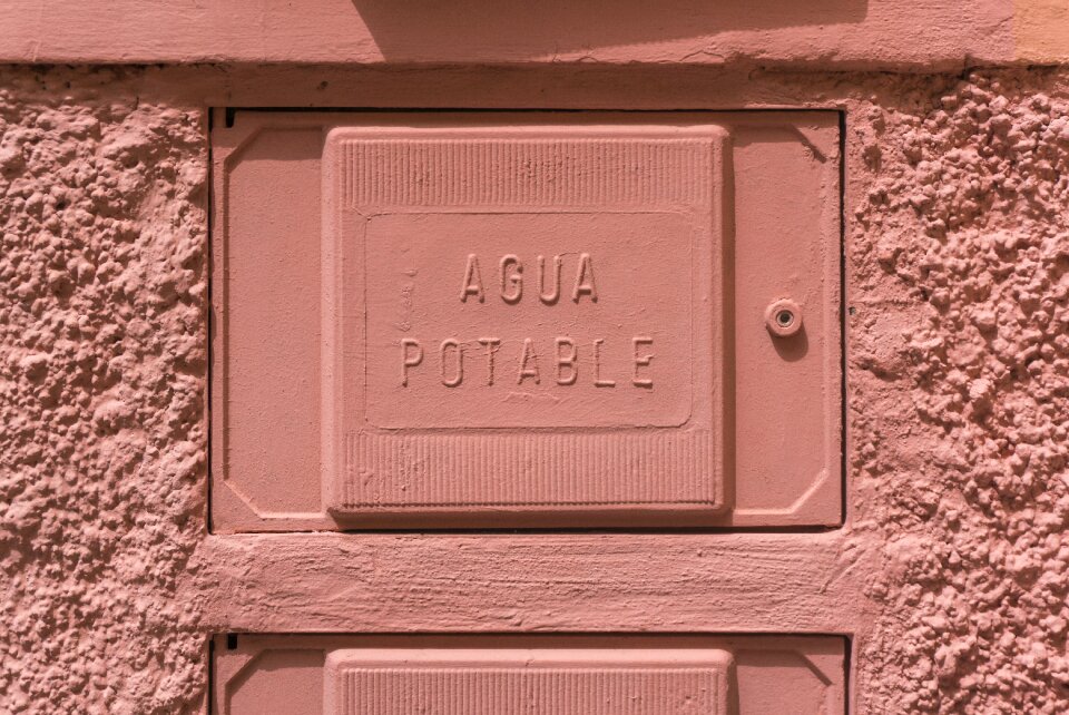 Old facade amenities