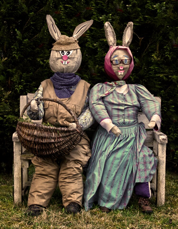 Hare figure rabbit figure
