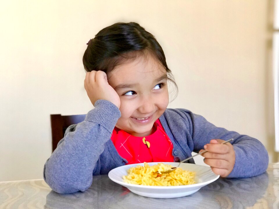 Sit happiness pasta