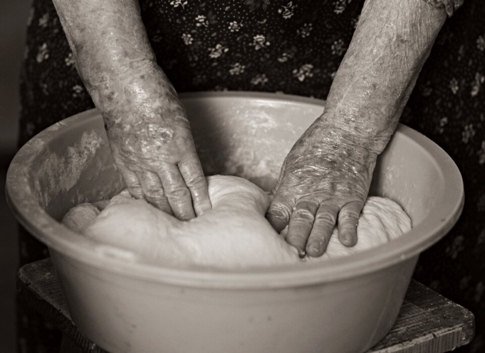 Knead cake preparation
