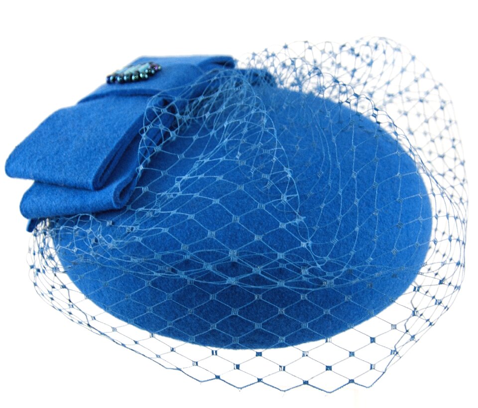 Headgear hat the adoption of