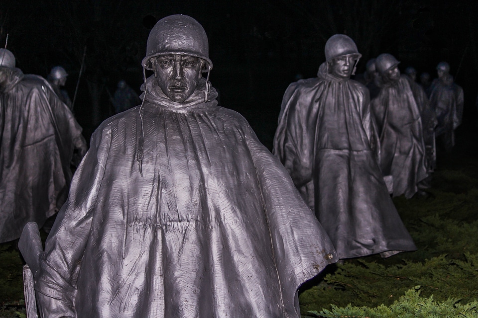 Attraction memorial war