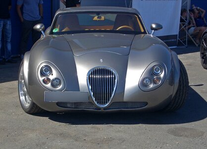 Sports car coupe vehicle