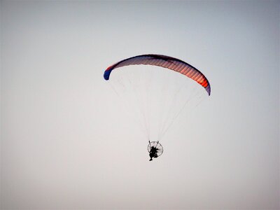 Fly glider paragliding
