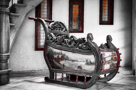 Sleigh rides red 1900