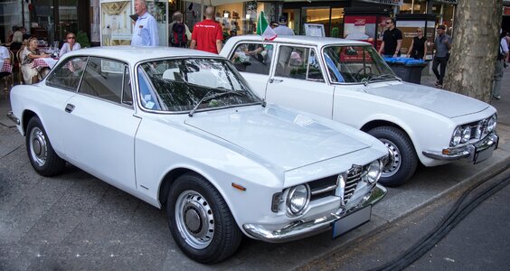 Junior berlina coupe