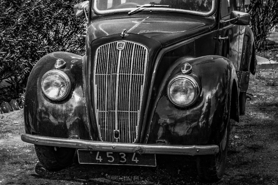Old nostalgia headlight