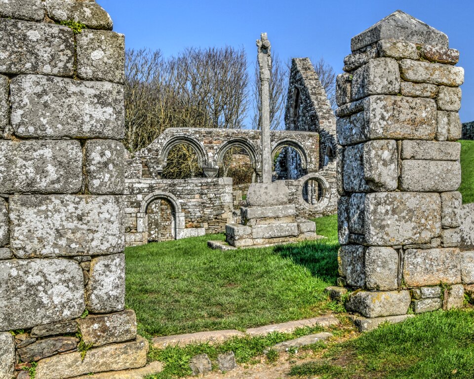 Former architecture monument