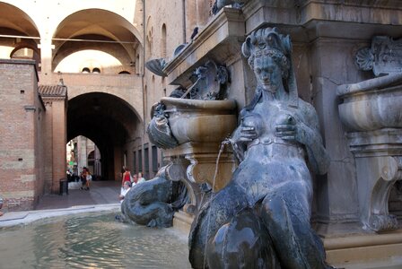 Fountain the fountain of neptune piazza maggiore