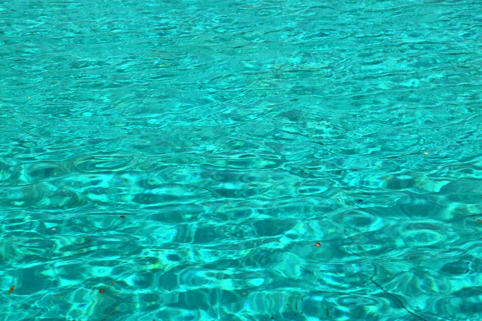 Fluctuation background water