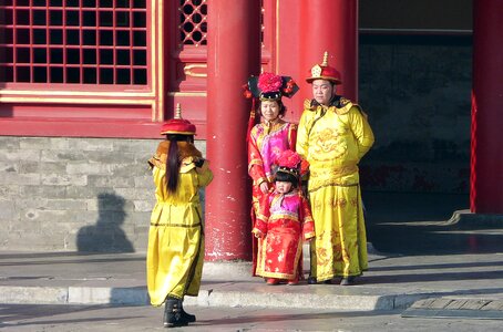 Traditionally clothing china