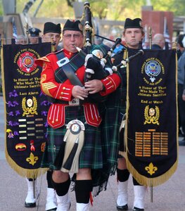 Army parade 100 club
