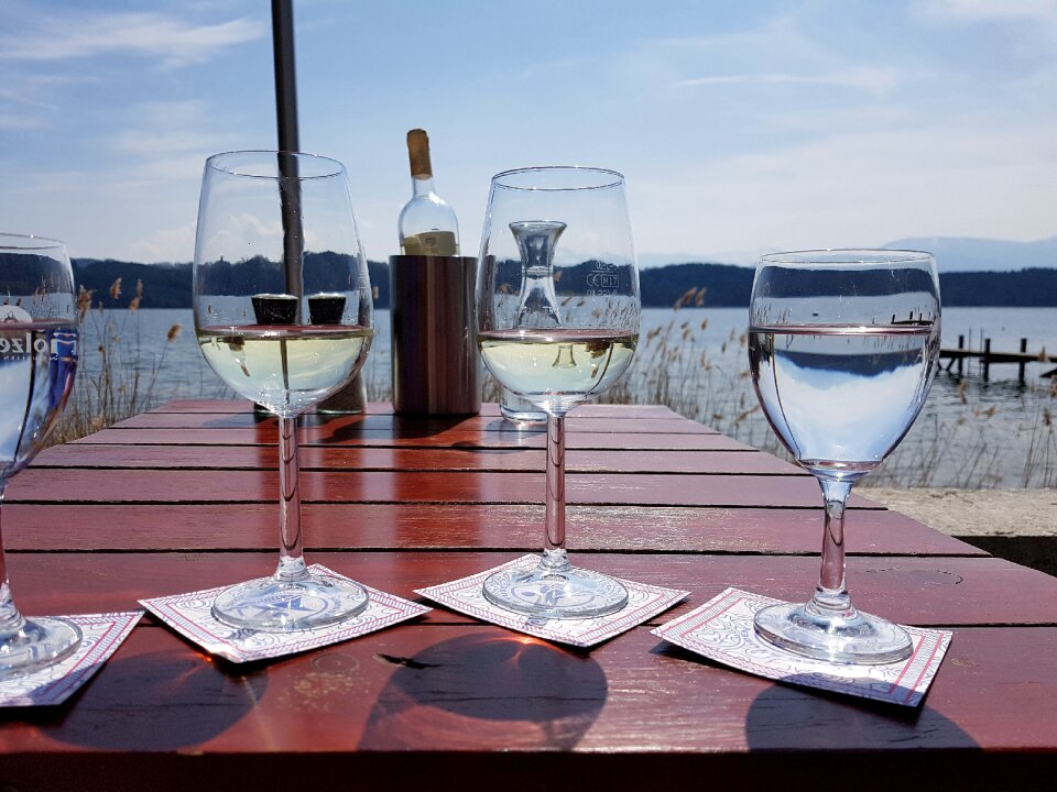 Water table restaurant
