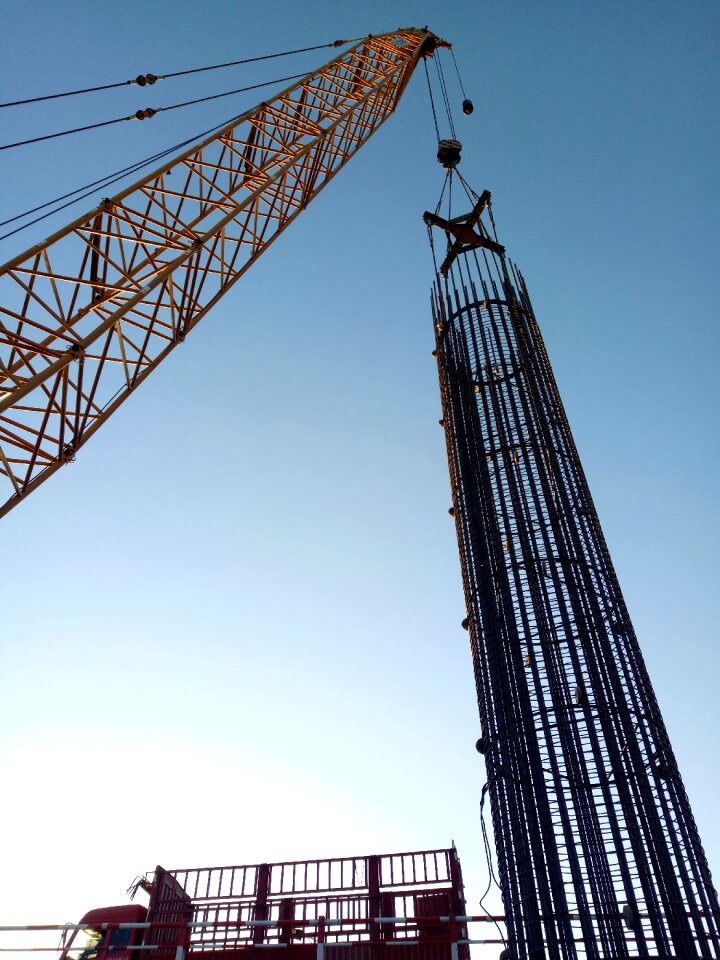 Crane sky machine