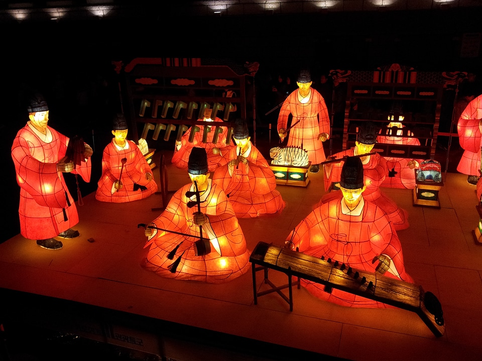 Lantern doll lantern festival