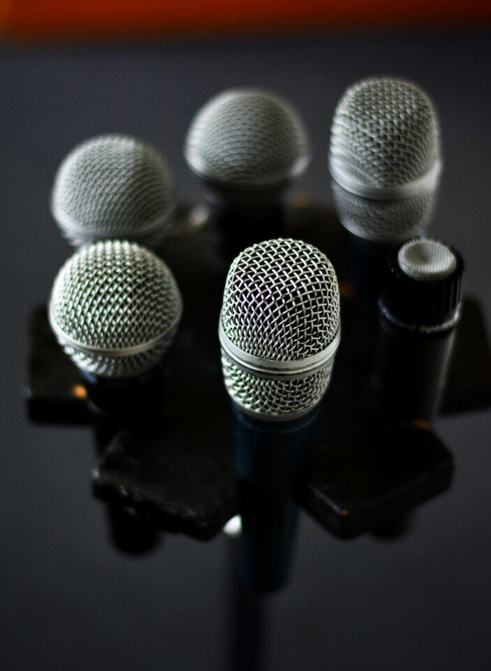 Karaoke voice audio