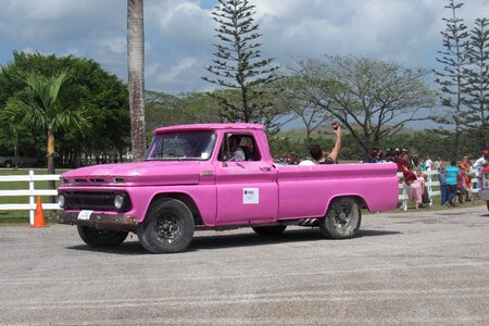 Drive road pickup photo