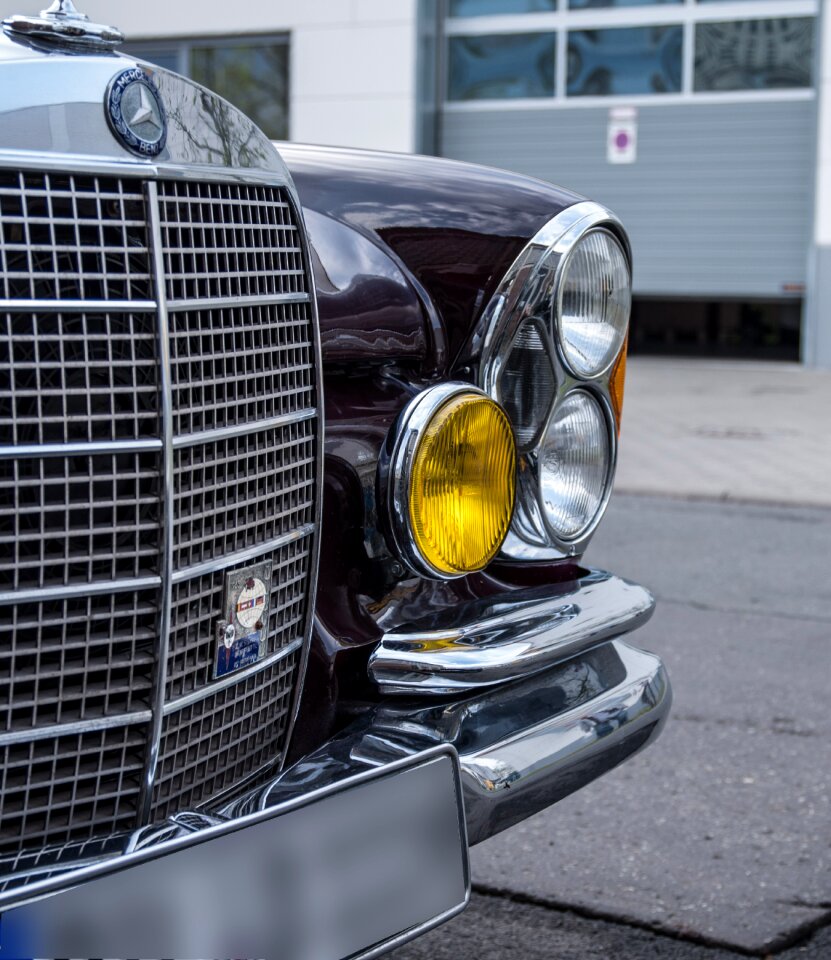 W111 cabriolet transport system