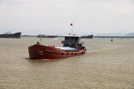 Port water freighter photo