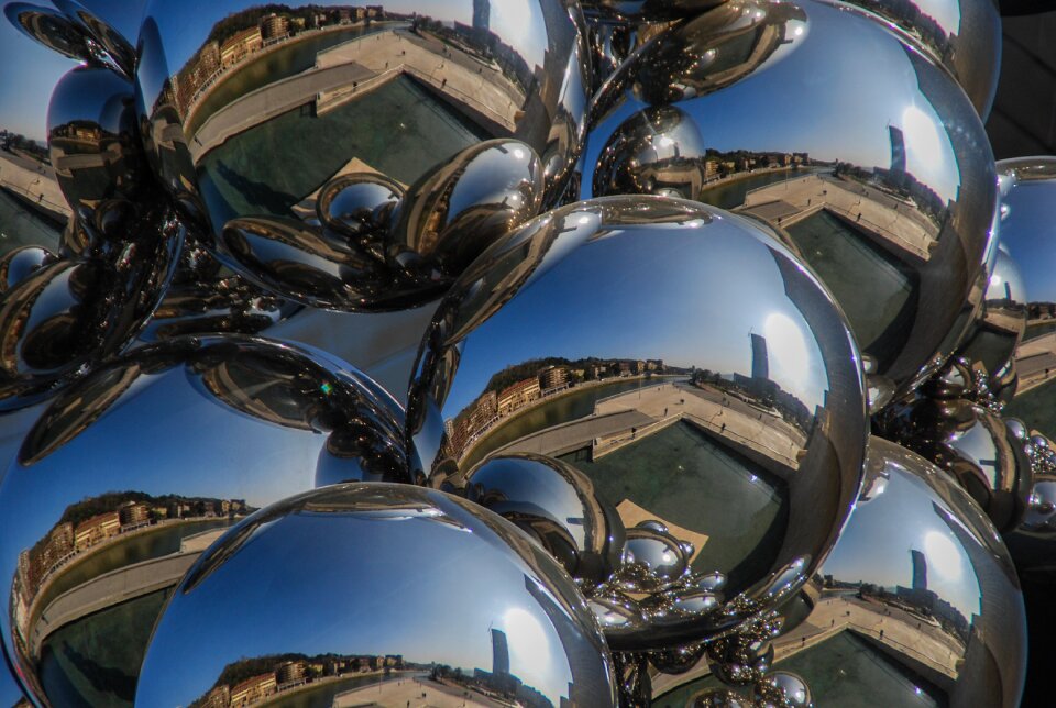 Bilbao highlights mirrors