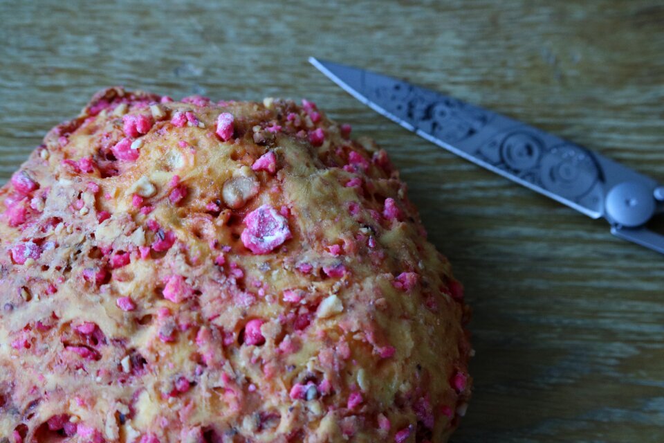 Knife confectionery color pink
