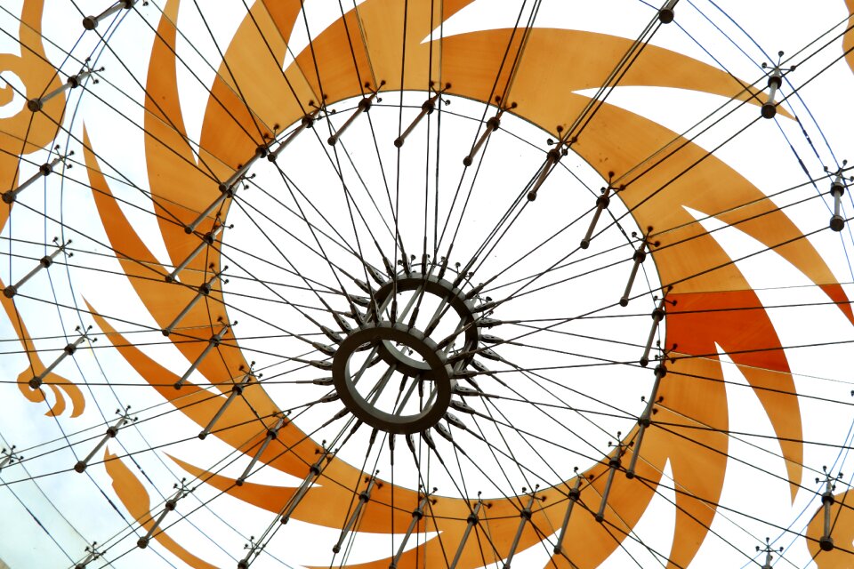 Structure wheels roof