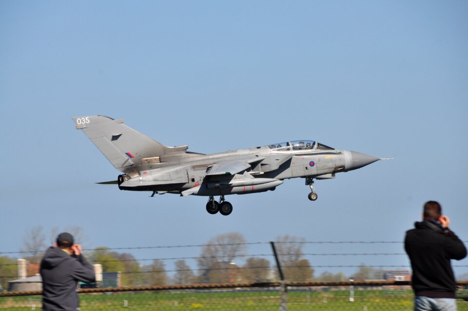 Transport system tornado jet