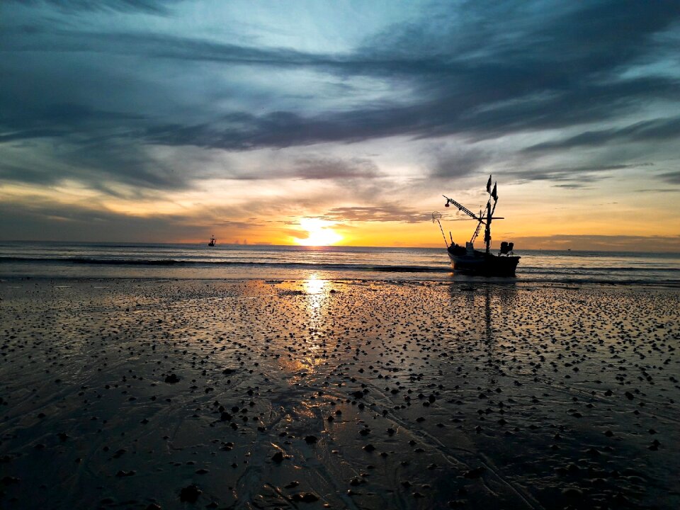 Hua hin sea view thailand photo