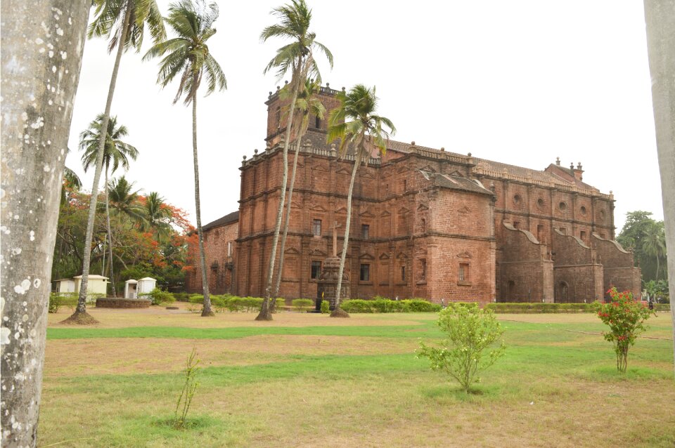 Building travel tourism