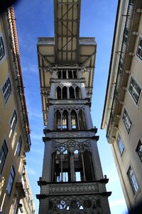 Building tower elevator