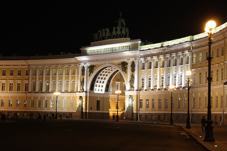 Peter palace square night