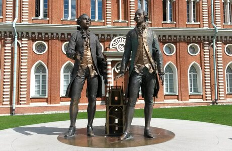 Monument sculpture architects