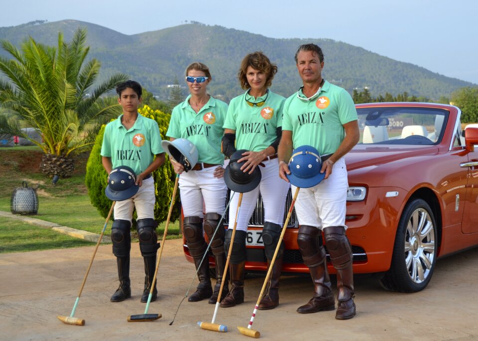 Outdoors competition polo