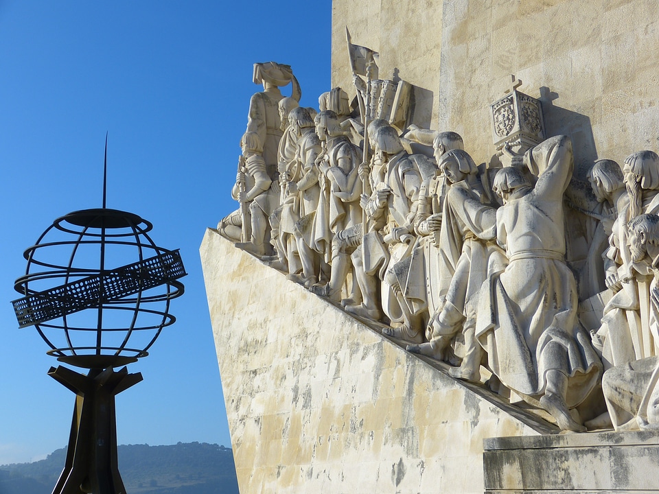 Tejo henry of the navigator globe monument