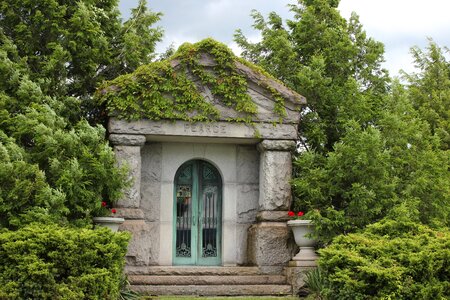 Old garden cemetery