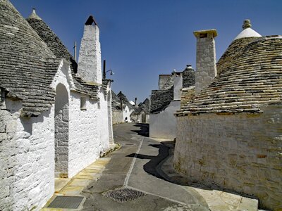 Puglia architecture stone