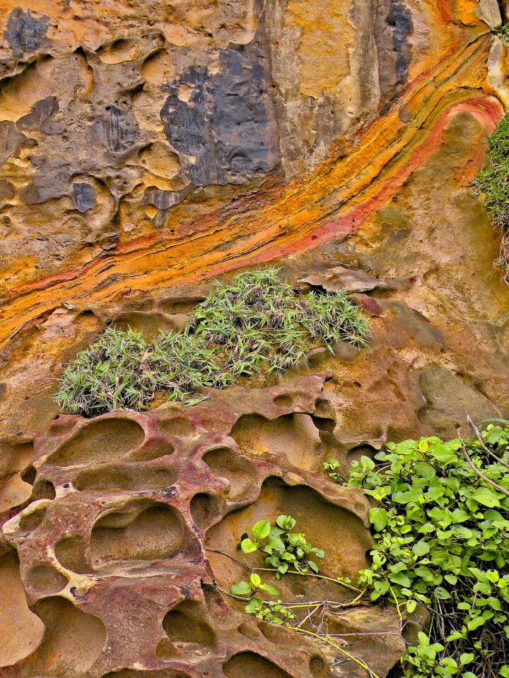 Rock stone wall