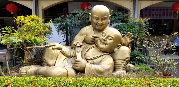 Travel temple
