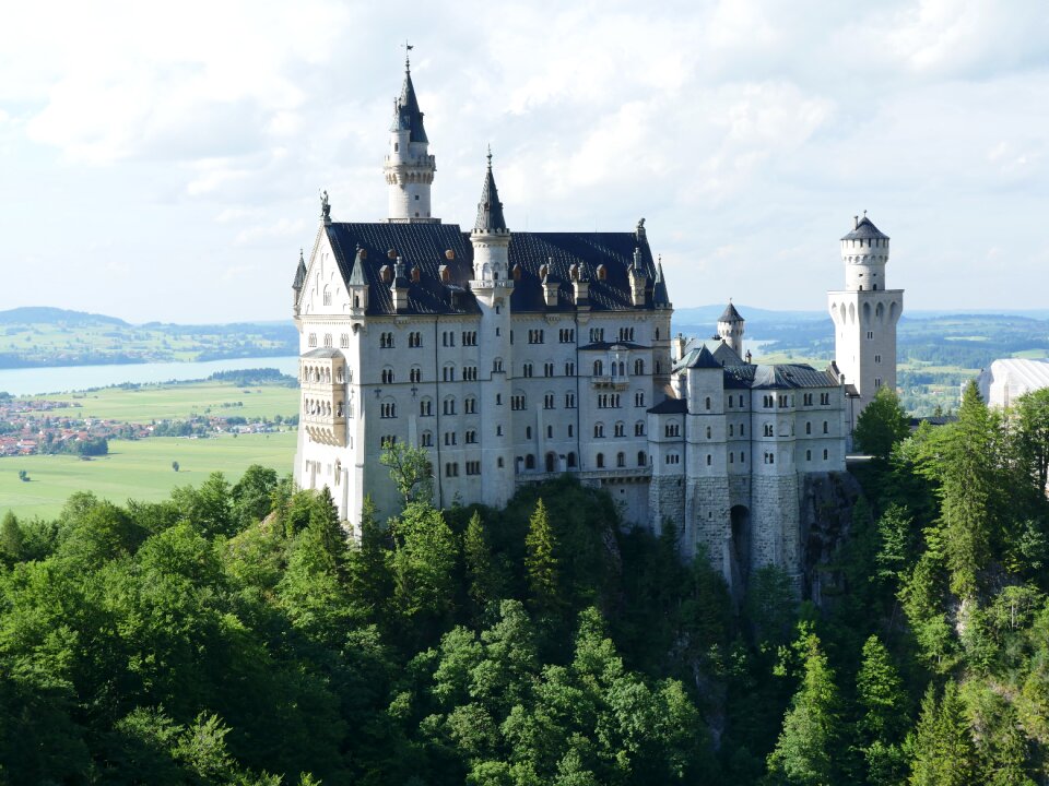 Travel palace neuschwanstein castle